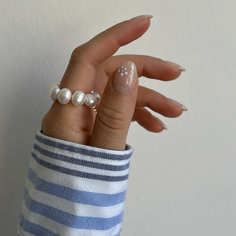 CHUNKY PEARL RING