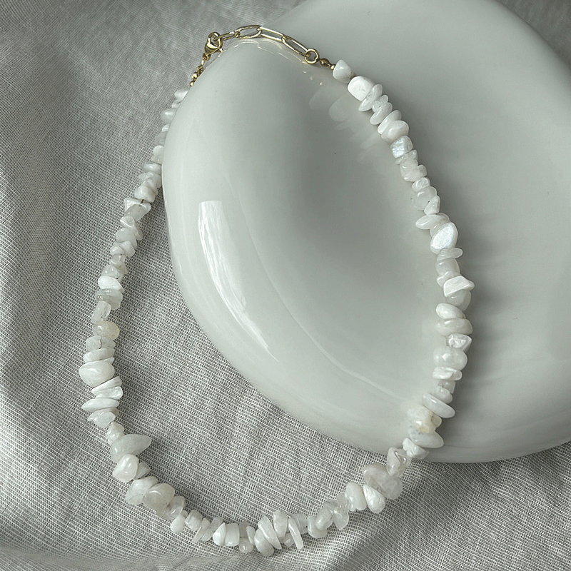 MOONSTONE NECKLACE