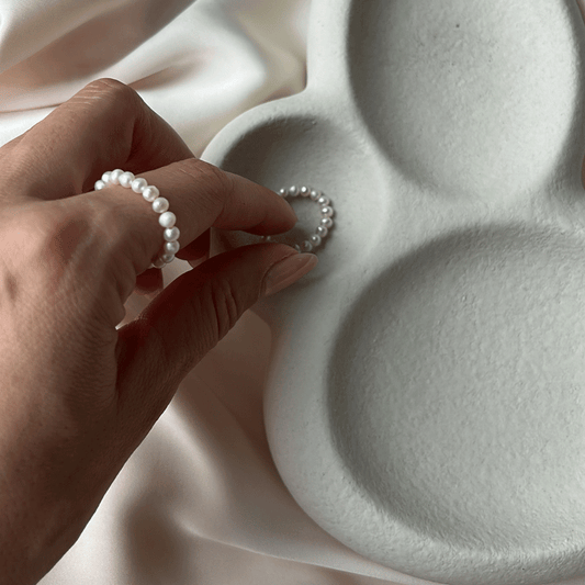 PETITE PEARL RING
